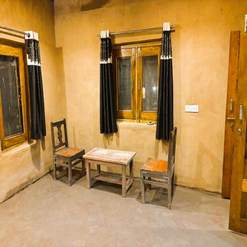 Lake View Basera Homestay, Khitauli